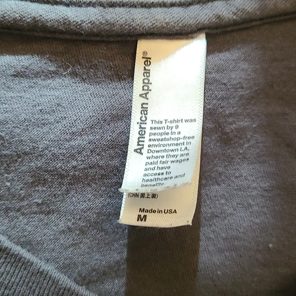 American apparel Men T-shirts - Picture 4 of 4